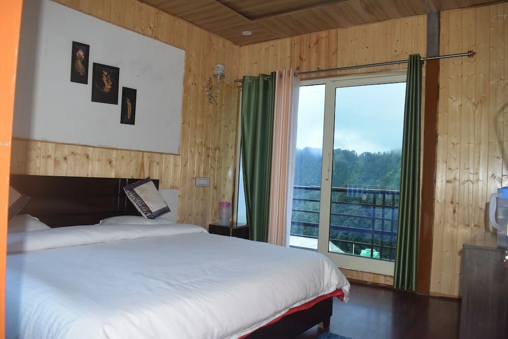 Фото Chopta Himrab Resort