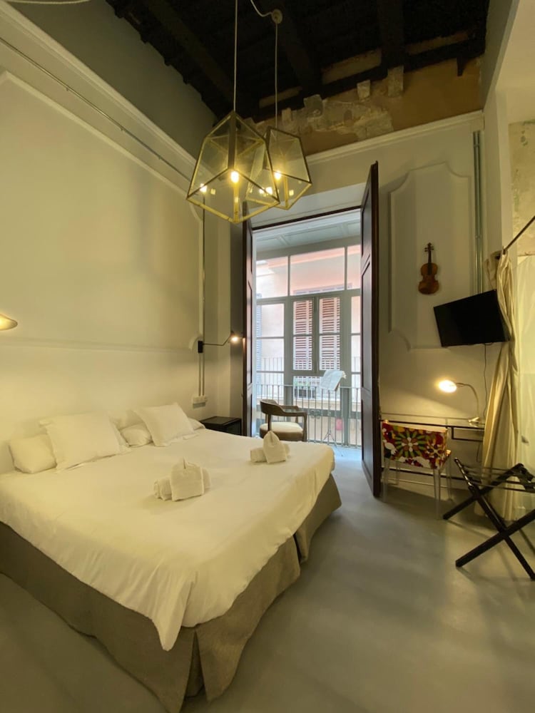 Фото Antiguo Brondo Selfcheck-in Smart Rooms