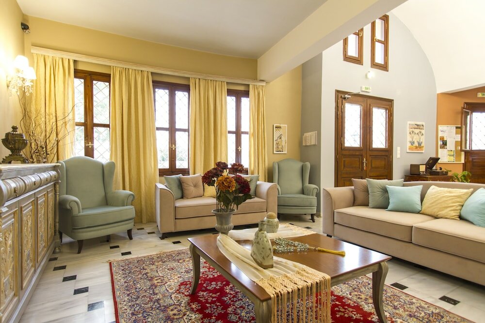 Фото Mathios Luxury Homes