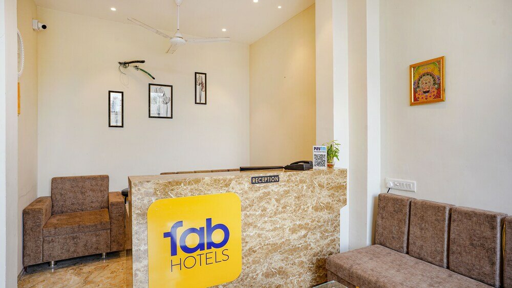 Фото отеля 2