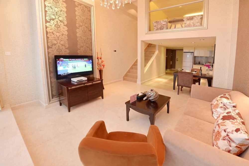 Фото Grandview Golden Palace Weifudun Apartment