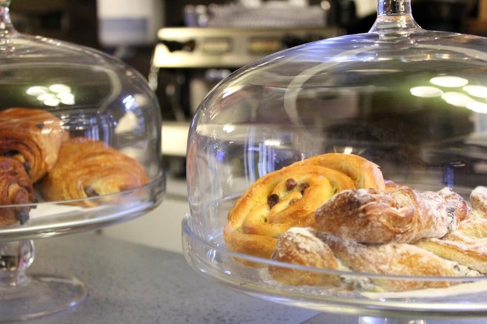 Фото 1n Student Hotel Camden - Students Only