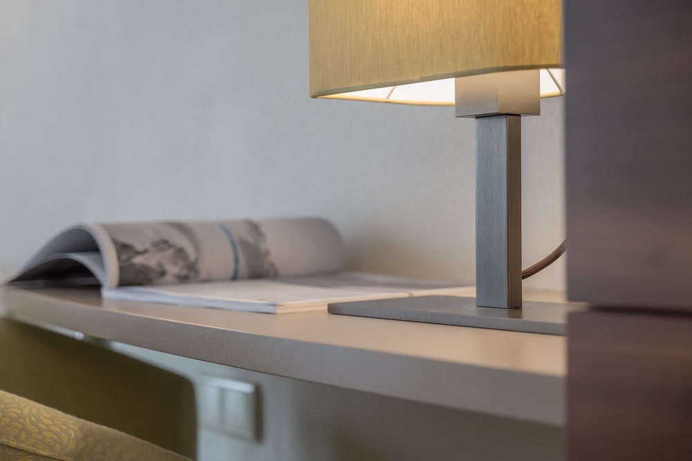 Фото Hotel Madeleine