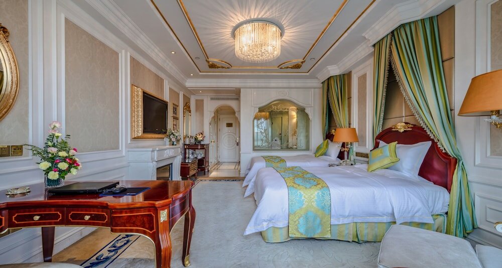 Фото Yungang Jianguo Hotel