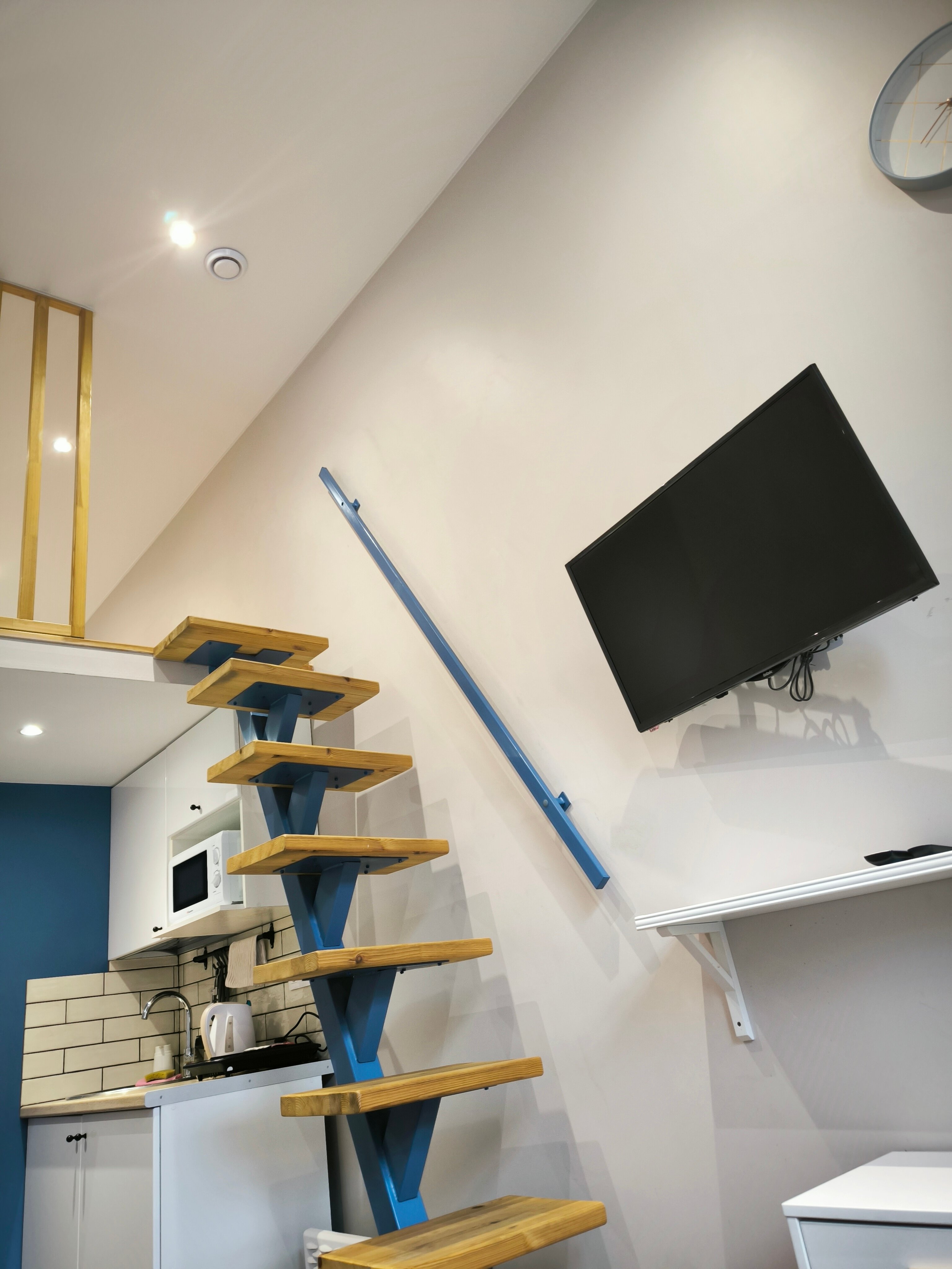 Фото Light House