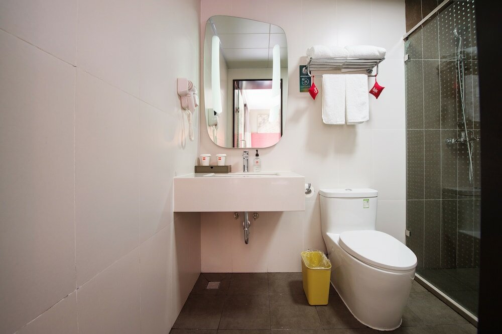 Фото Ibis Harbin West Railway Station Wanda plaza hotel