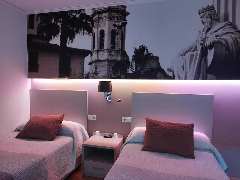 Фото Hello Villarreal Suites