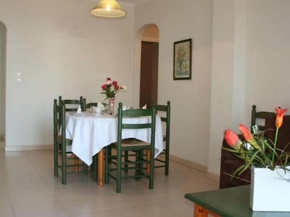 Фото Apartamentos El-Faro-45