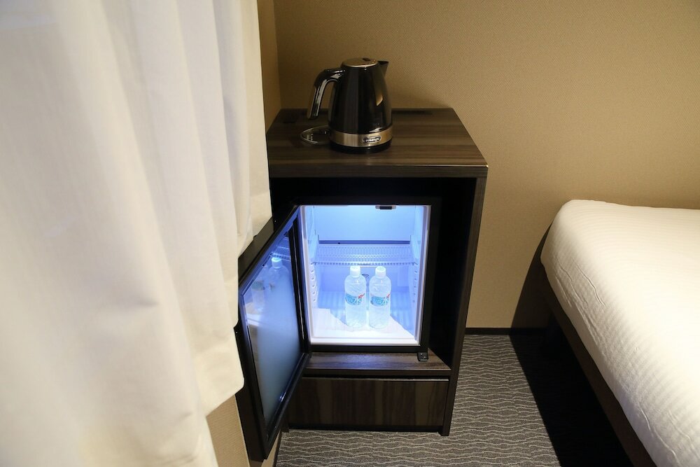 Фото Dynasty Hotel & Resort Osaka