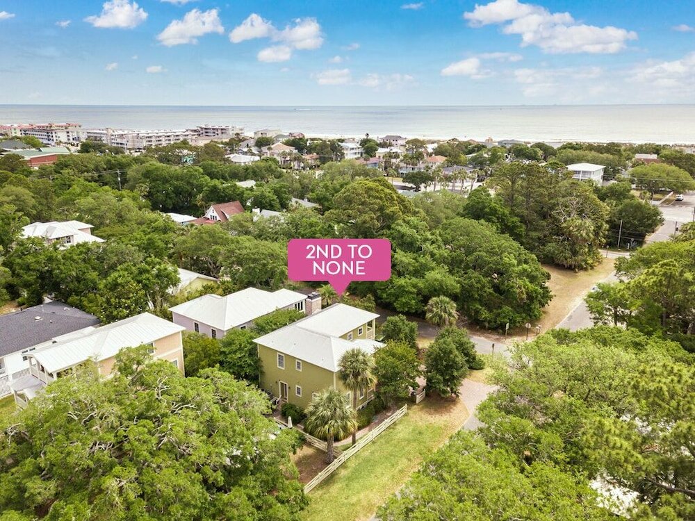 Фото 2nd To None