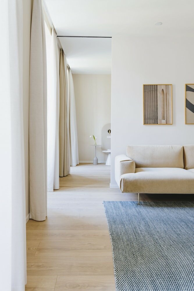 Фото The Passage Apartments