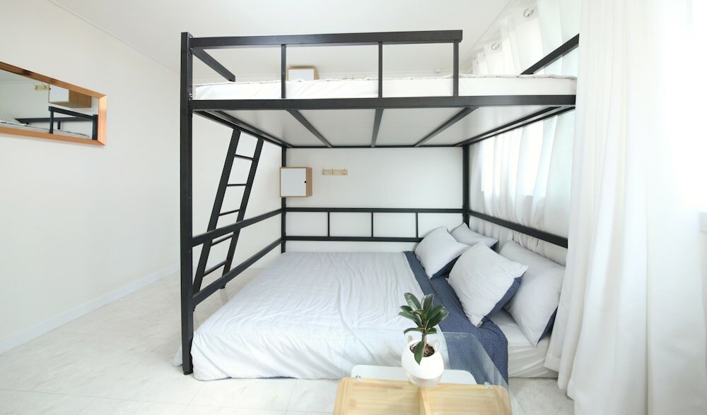 Фото Zibro H Guesthouse - Hostel