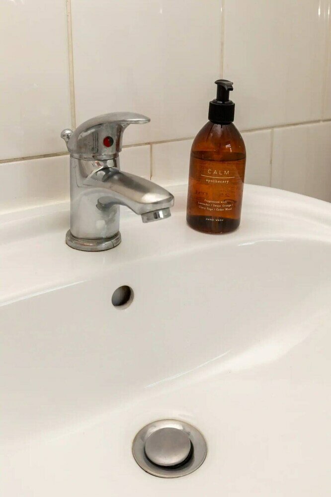 Фото Spacious and Vibrant 3bd House - Kentish Town