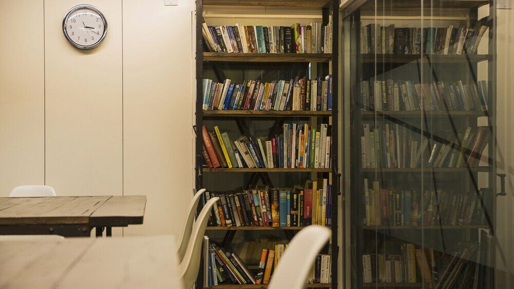 Фото 1n Student Hotel Camden - Students Only