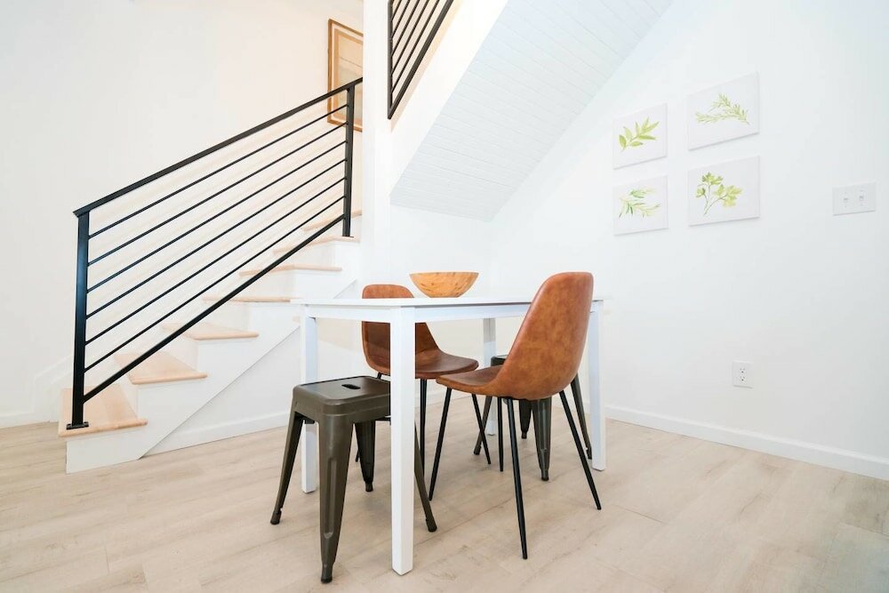 Фото The Mile High Escape in Curtis Park