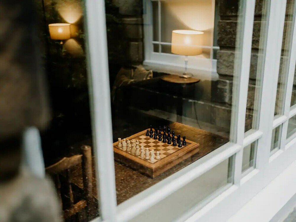 Фото Beautiful Listed Gatehouse in Great Area