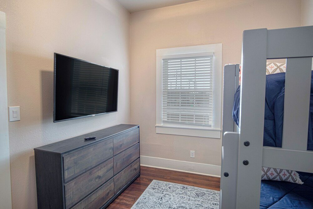 Фото Beautiful Craftmans 4br/2.5ba Home Near Downtown