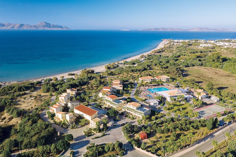 Фото Achilleas Beach Hotel