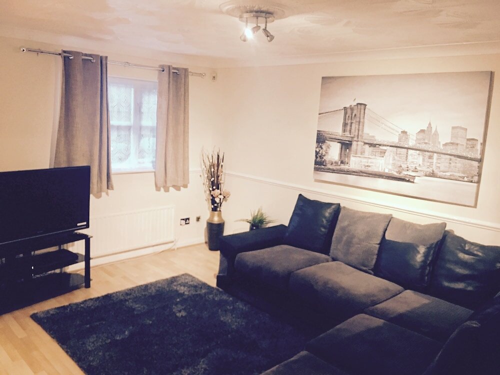 Фото Angel House