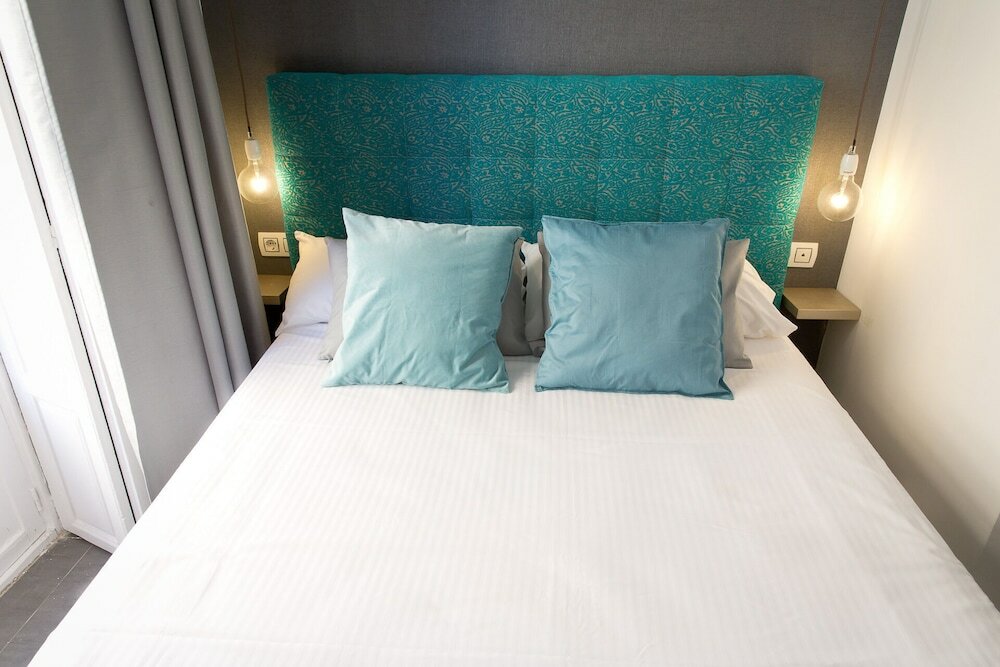 Фото Holidays2Malaga City Center Apartments