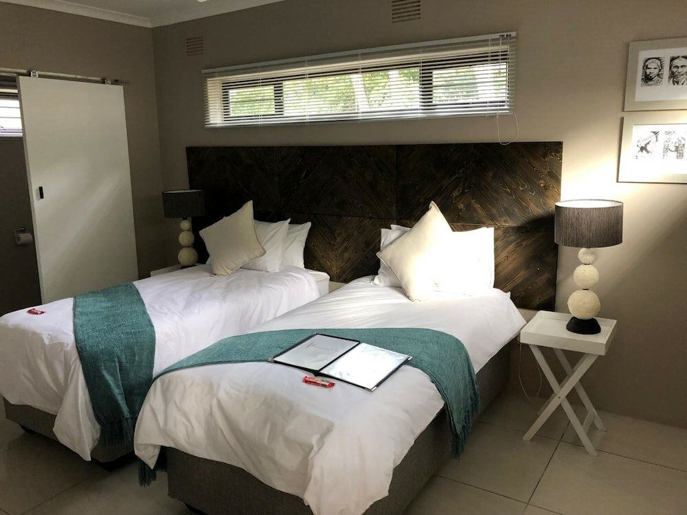 Фото Faraway Lodge B&b