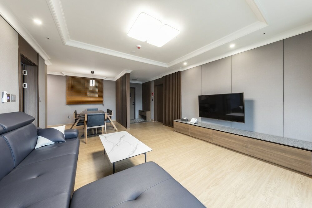 Фото Baekhak Jayuro Resort