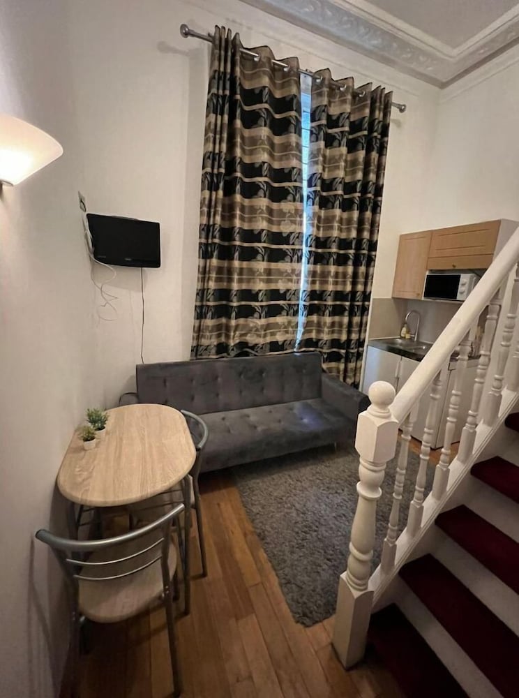 Фото 80 Inverness Terrace