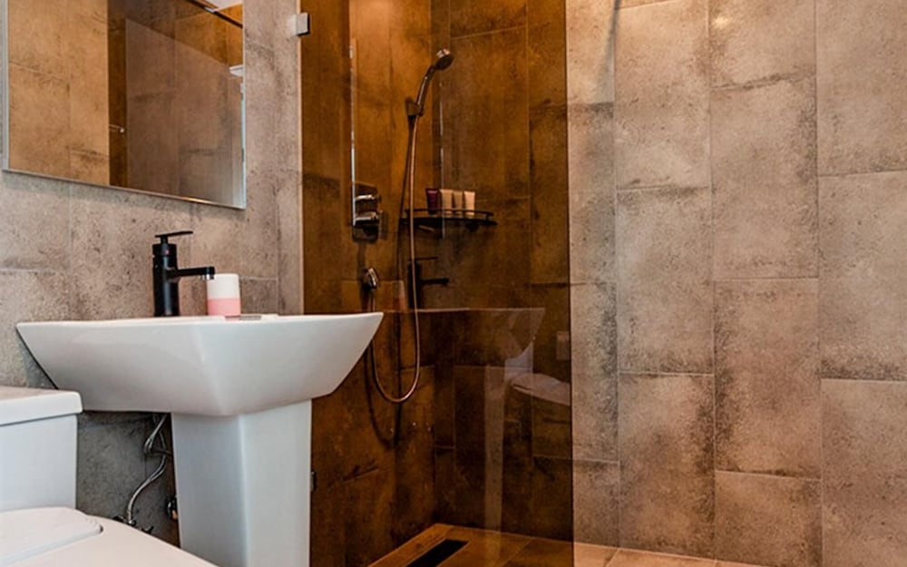 Фото Yeosu Marine Terrace Poolvilla