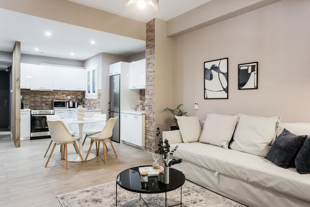 Фото Gorgeous 1br Apartment in Kolonaki