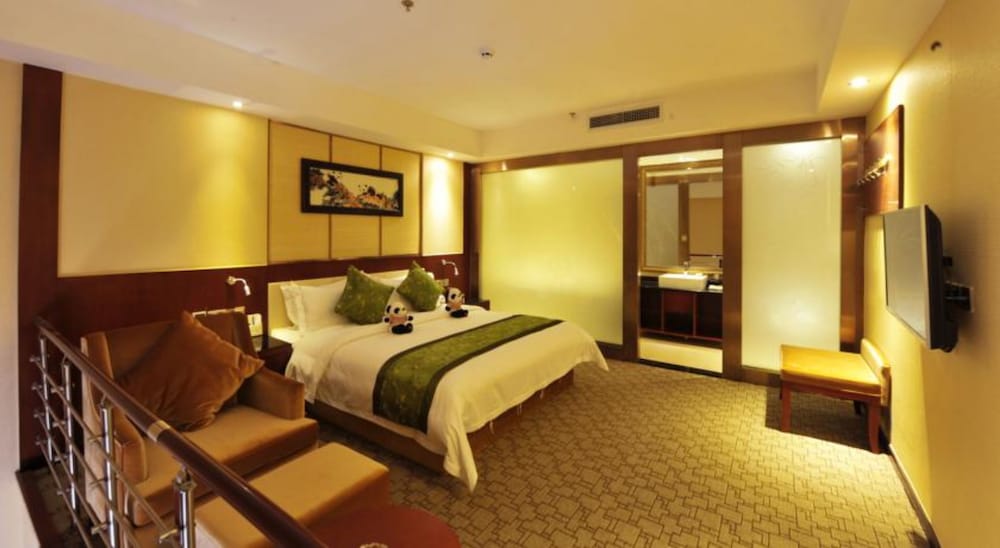 Фото Panda Prince Hotel Suining Branch