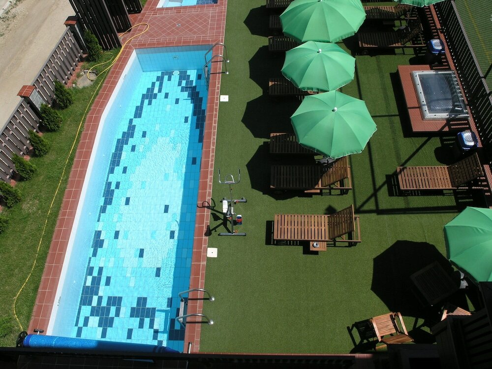 Фото 7 Pools SPA & Apartments