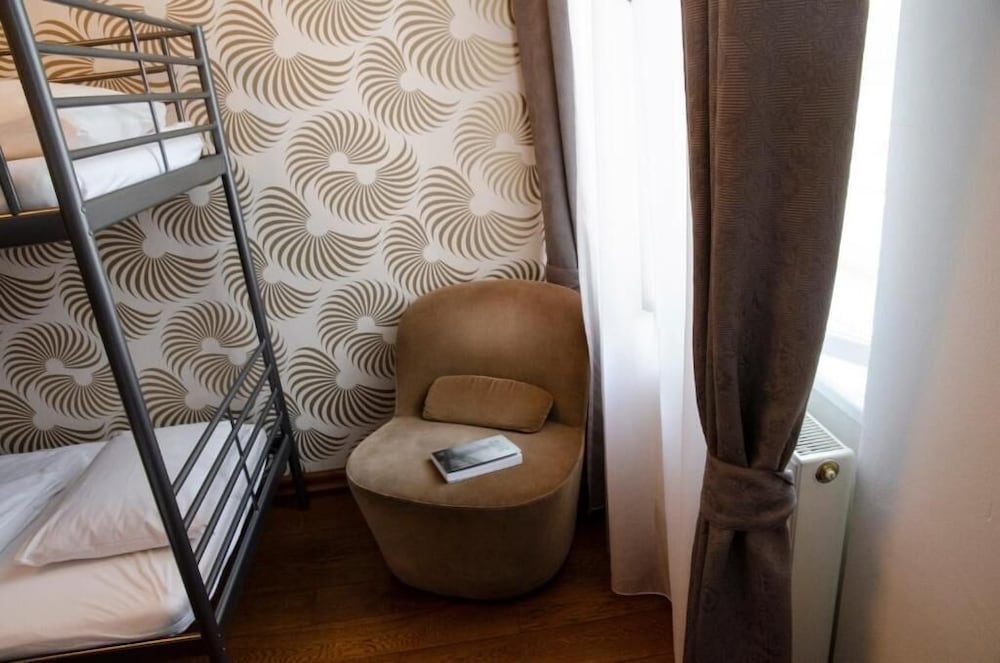 Фото The Republic Garden - Hostel