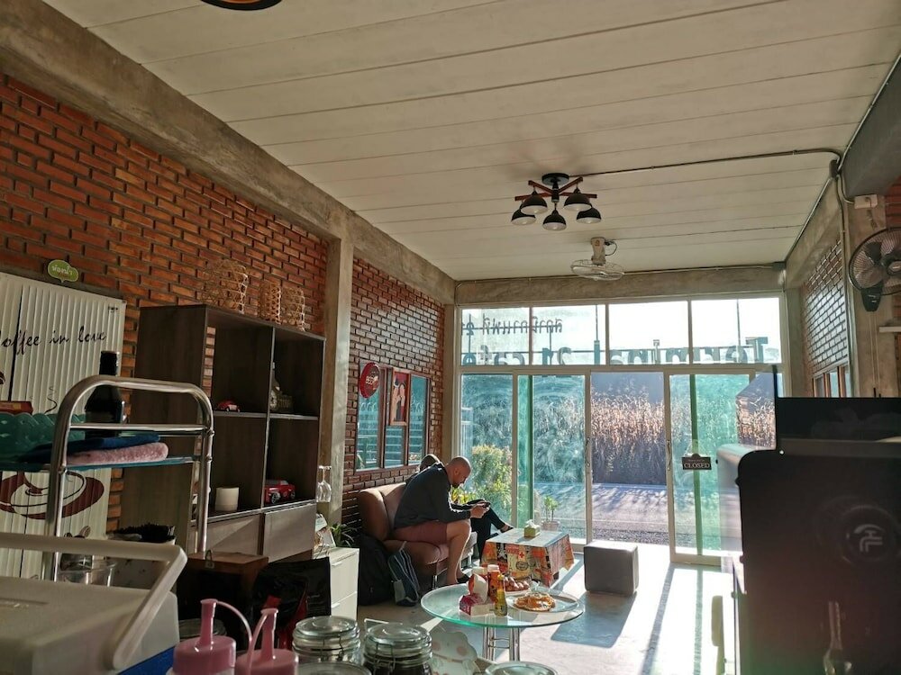 Фото Terminal 1 cafe and resort