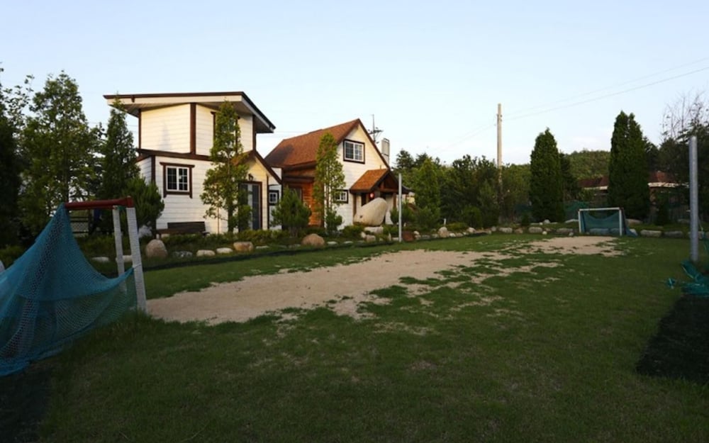 Фото Yangyang Seorak Badanamuro Pension