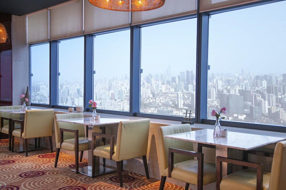 Фото Renaissance Shanghai Zhongshan Park Hotel