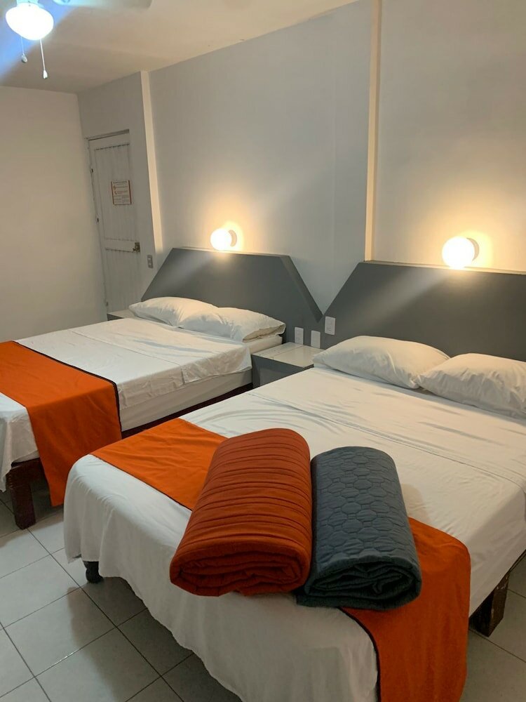 Фото Hotel Posada Jardin