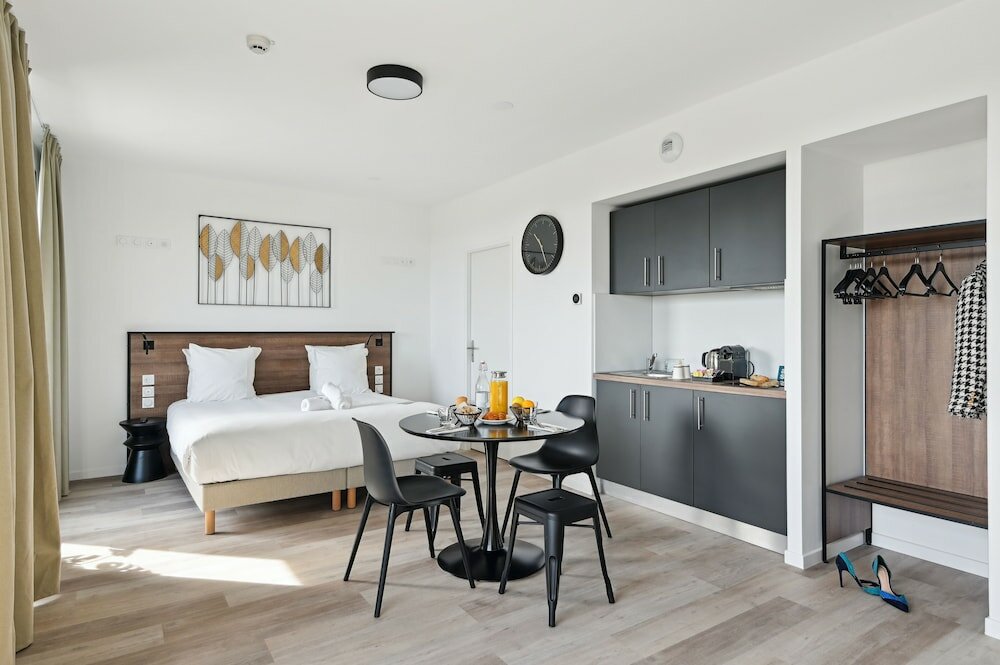 Фото All Suites Appart Hotel Paris Ouest Colombes