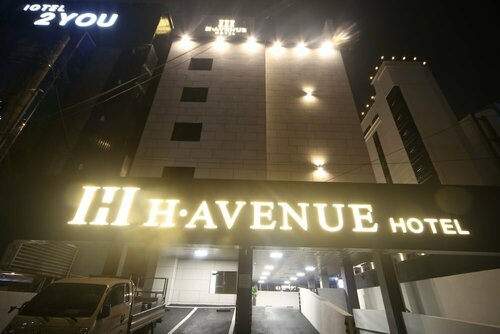 Гостиница H Avenue Hotel в Пусане