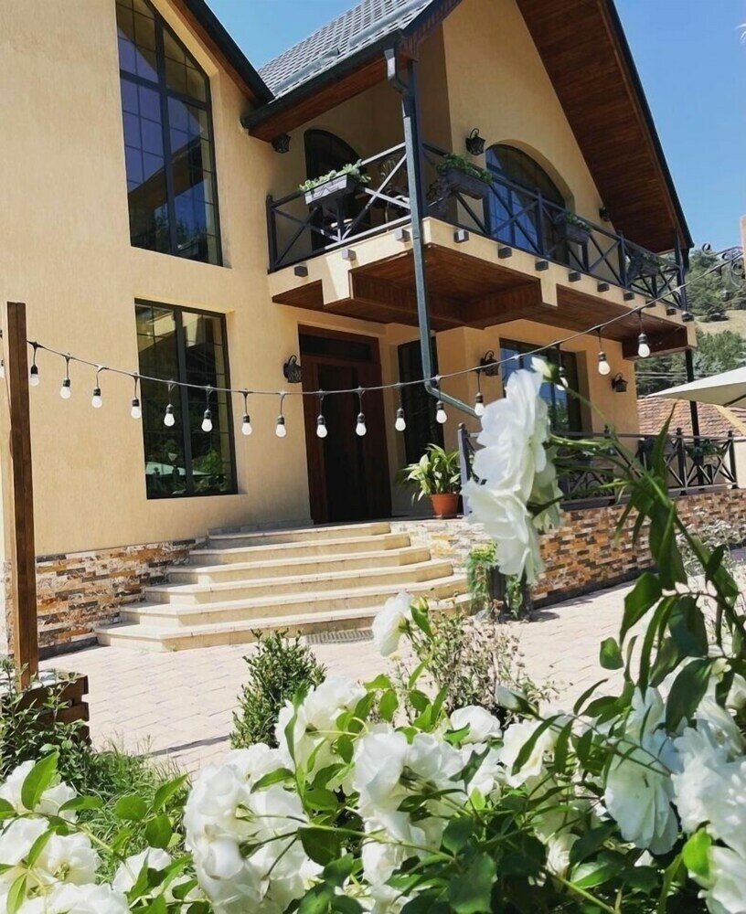 Фото Villa Alexander Hotel Dilijan