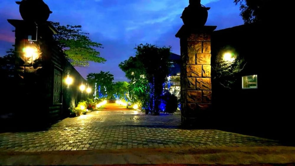 Фото Sigiriya Kingdom Gate Hotel