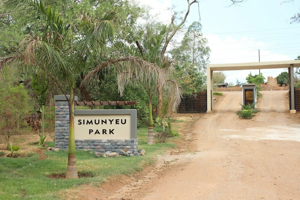 Фото Four Pillars Lodge Chilanga