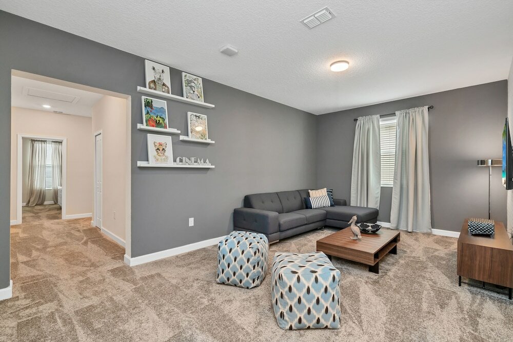 Фото Edgy, Modern 6 Bed 5 Bath