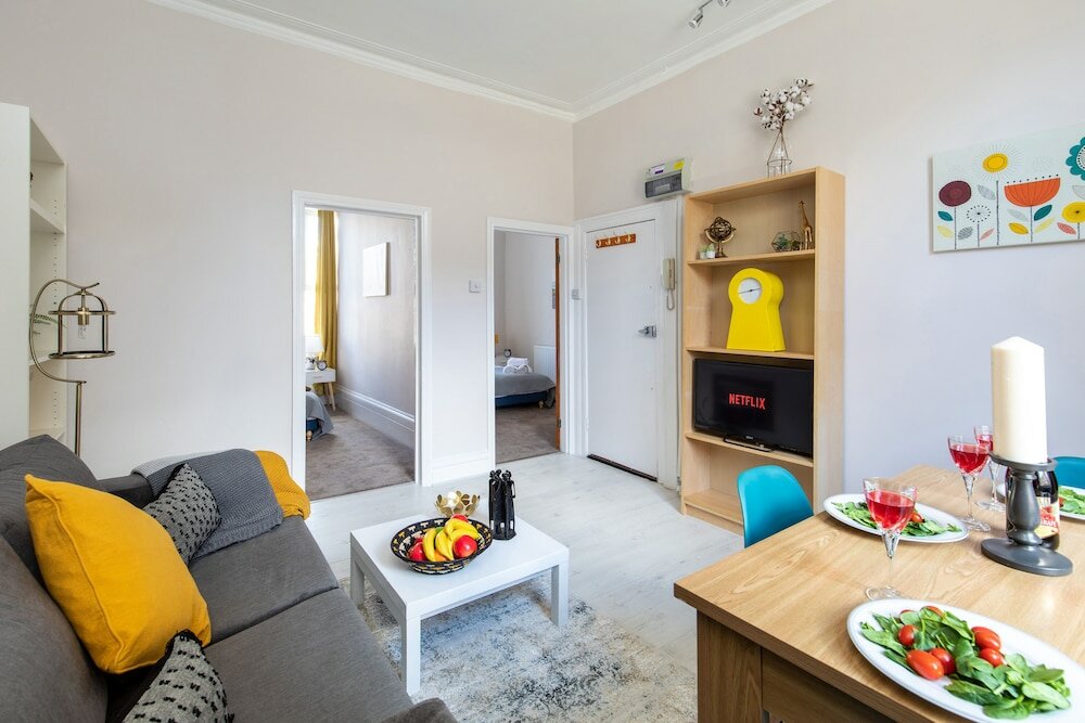 Фото Home. ly - London Kings Cross Apartments