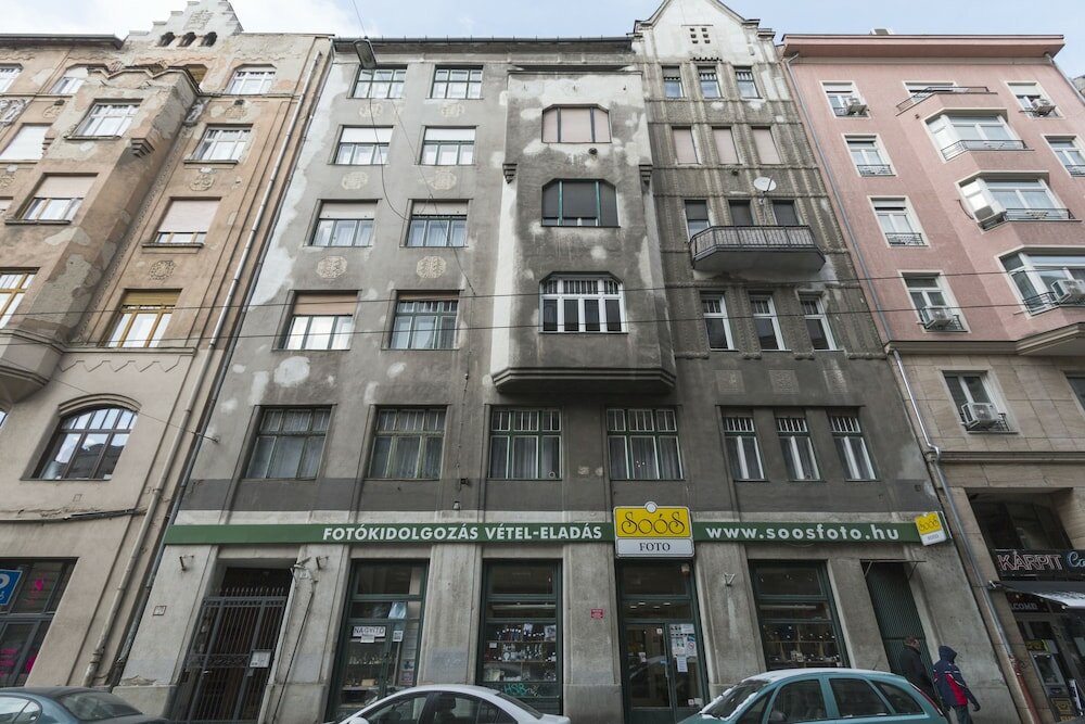 Фото отеля 2