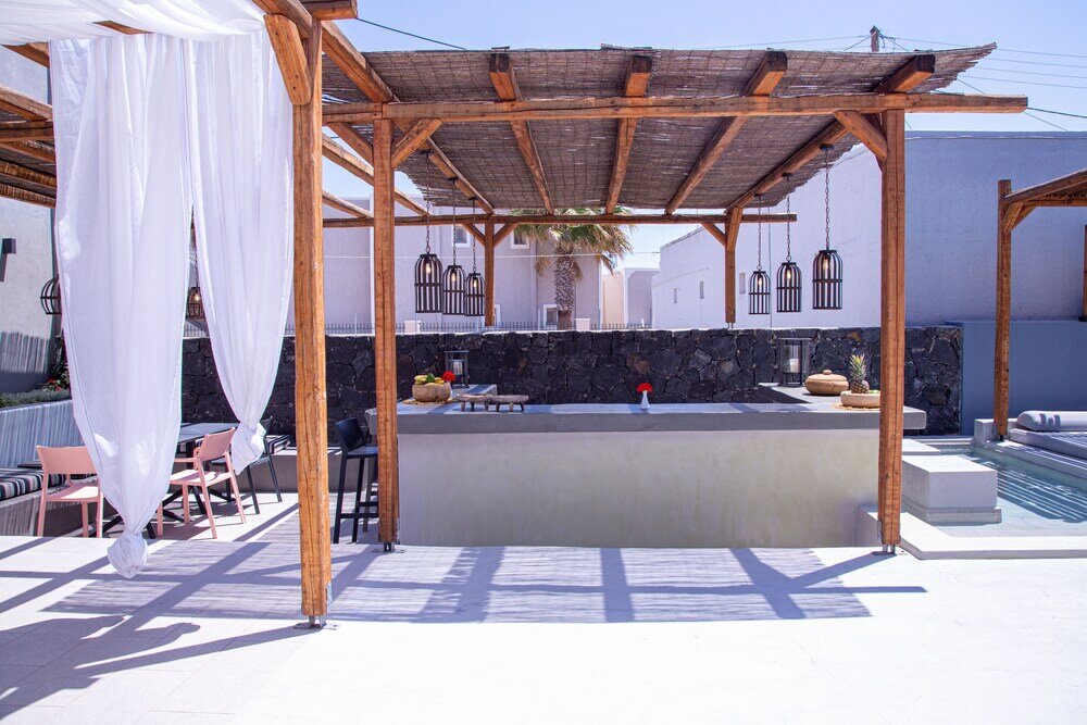 Фото Terra Nera Suites Santorini