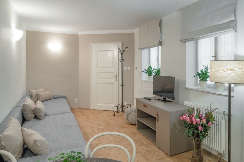 Фото 6 Continents Apartments by Adrez Living