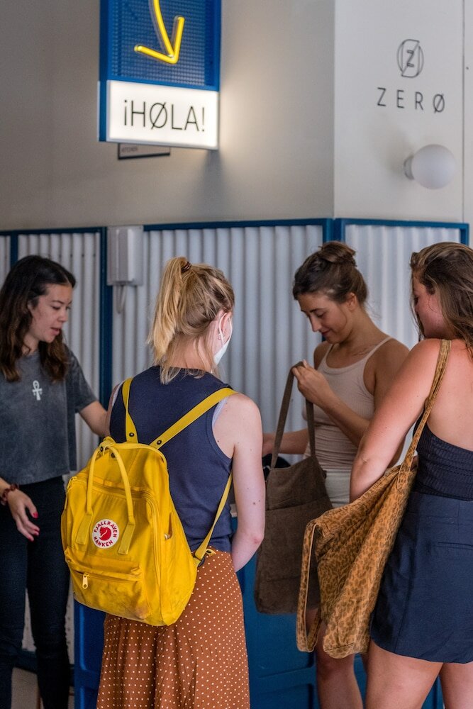 Фото Latroupe Poblenou Beach