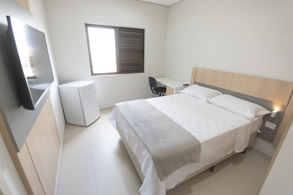 Фото Hotel Plaza Garden