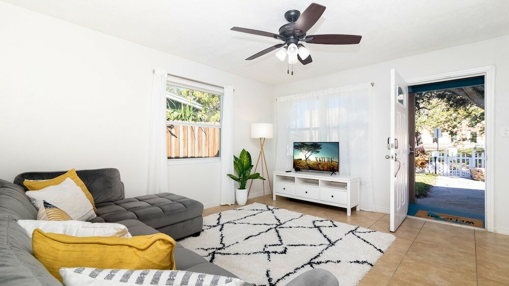 Фото A Getaway on Walnut