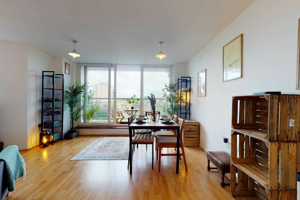 Фото Cozy Hackney Apartment
